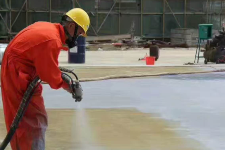 鞍山彩色路面喷涂是一种为路面